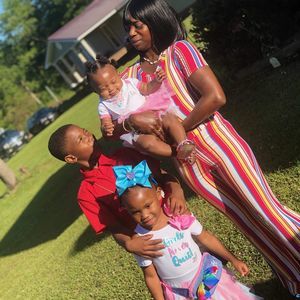 Meet your Posher, Kimberly